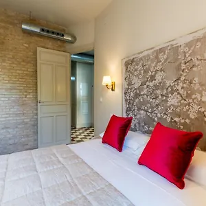 Dona Elvira Cathedral Apartment Seville